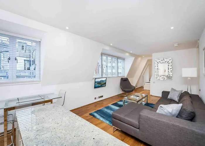 2 Bed Apartment- Regent Street!