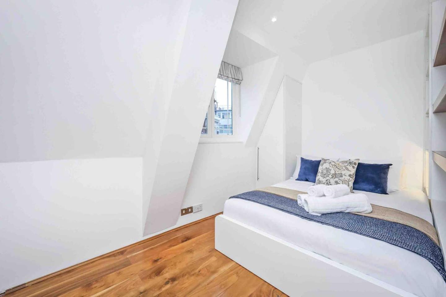 Apartment 2 Bed Apartment- Regent Street!